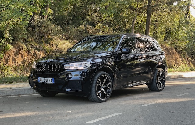 The Top Features That Make the BMW X5 Stand Out from the Crowd